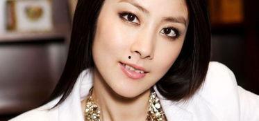 娱乐圈吃瓜背景图女主,揭秘“吃瓜女神”背后的故事