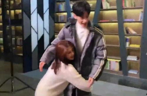 圈内人员爆料白鹿罗云熙假,圈内爆料揭秘真相