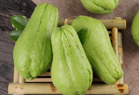 网红吃佛手瓜是真的吗,真相揭秘，是炒作还是美味探索？