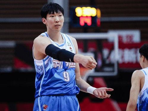 杨毅爆料周琦视频,揭秘篮球天才背后的故事