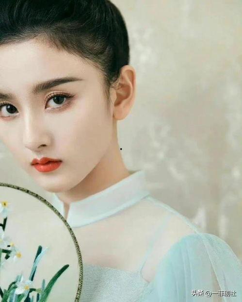 娱乐圈6月份爆料的明星,明星隐私揭秘，幕后故事浮出水面