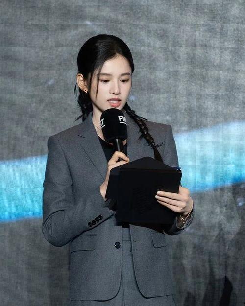 圈内爆料张婧仪吴磊,圈内爆料引热议