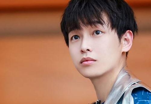 圈内爆料彭昱畅,揭秘明星背后的故事